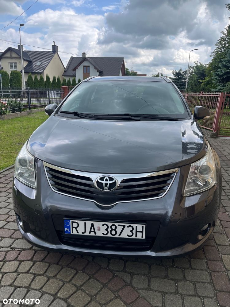 Toyota Avensis 2.0 D-4D Executive - 8