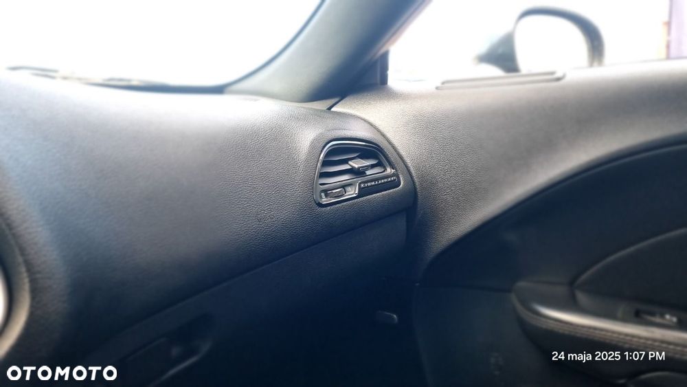 Dodge Challenger - 21