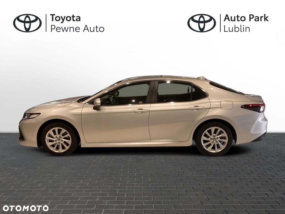 Toyota Camry 2.5 Hybrid Comfort CVT - 2