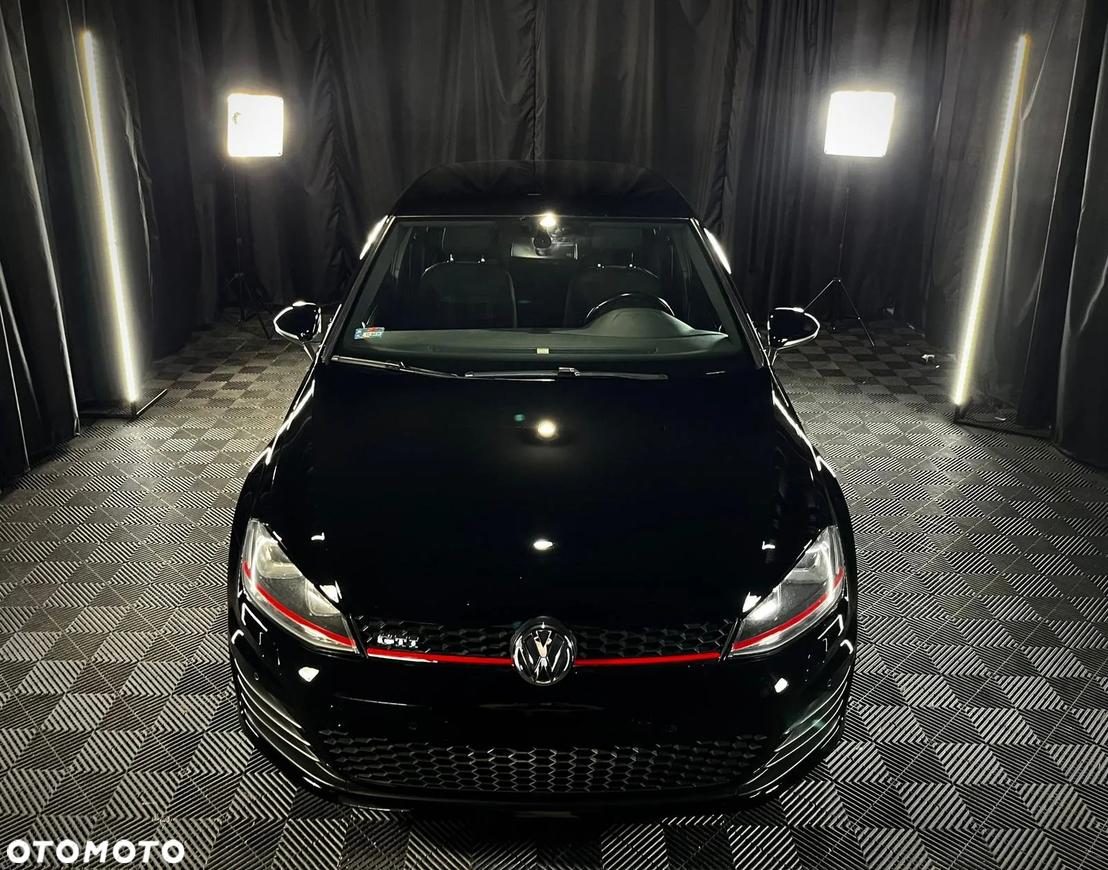 Volkswagen Golf VII 2.0 TSI BMT GTI - 2