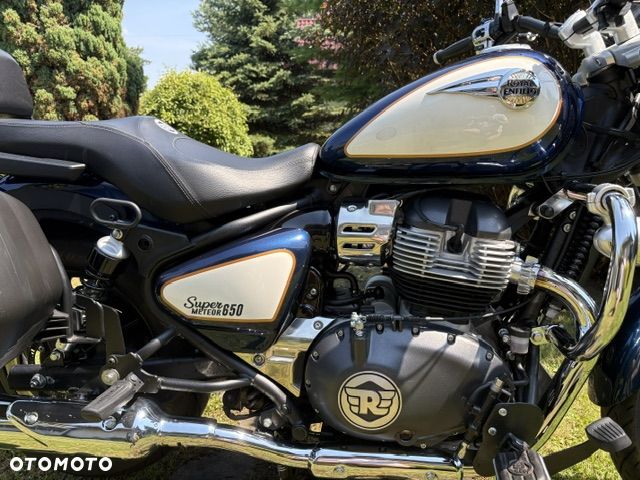 Royal Enfield Super Meteor - 3