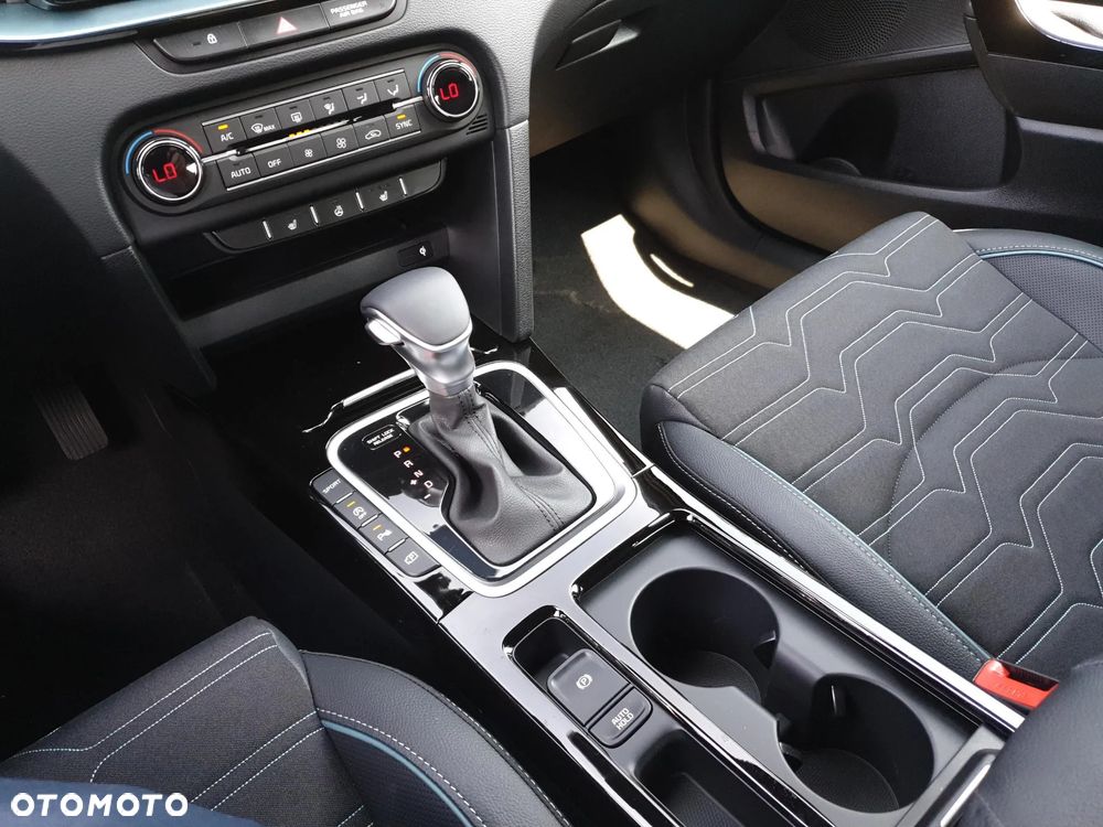 Kia XCeed 1.6 T-GDI Tribute DCT - 15