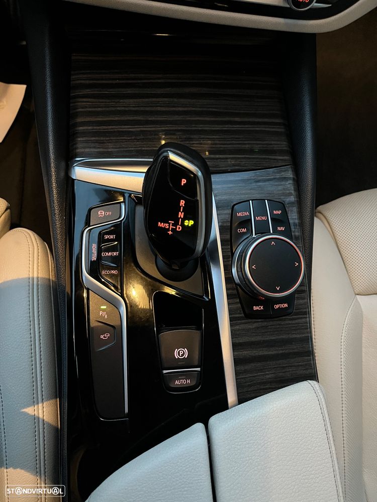 BMW 520 d Line Luxury Auto - 12