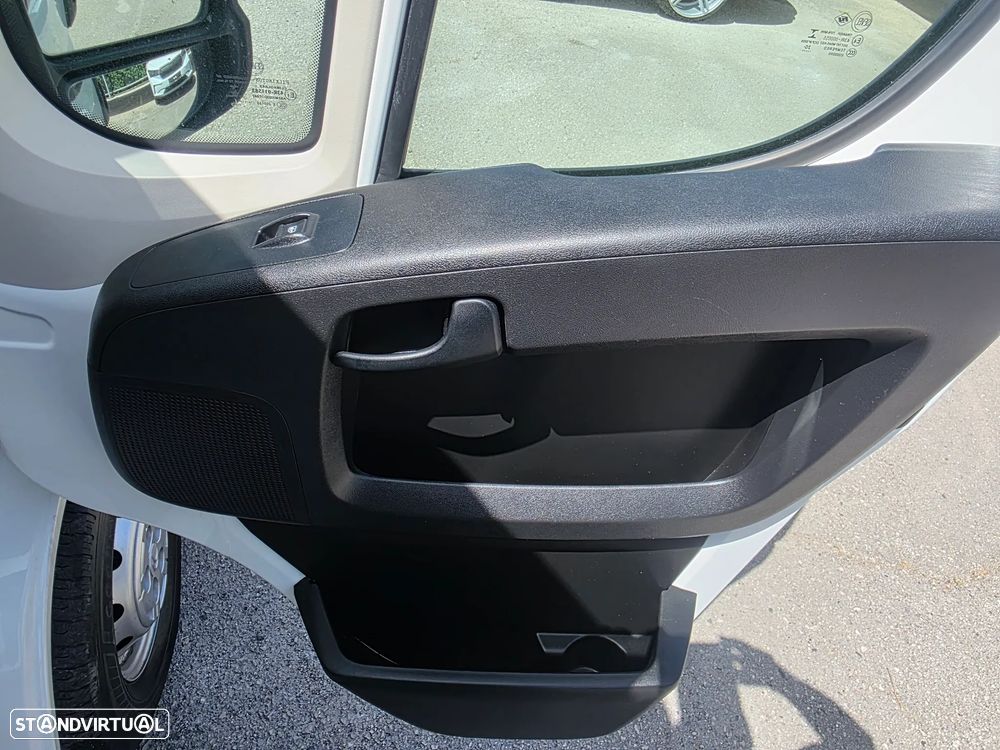 Citroën Jumper 2.2 BlueHDi 35 L3 CD - 31