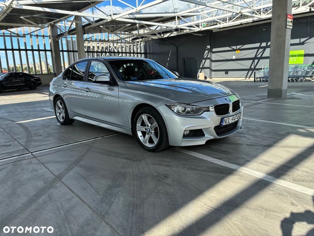 BMW Seria 3 328i xDrive - 5