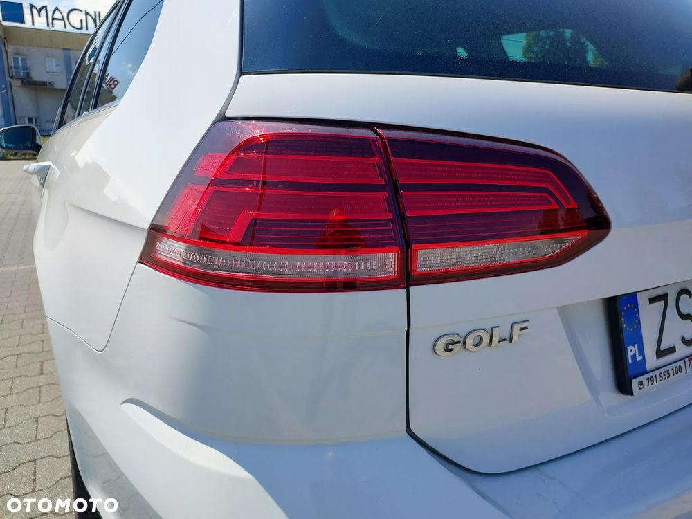 Volkswagen Golf Variant 1.4 TSI BMT Highline - 13