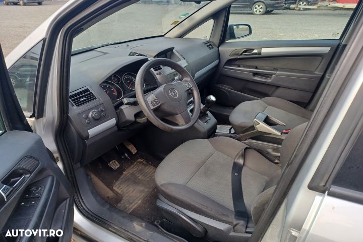 Aripa fata dreapta Opel Zafira B  [din 2005 pana  2010] seria Minivan 5-usi 1.9 CDTI MT (120 hp) - 5