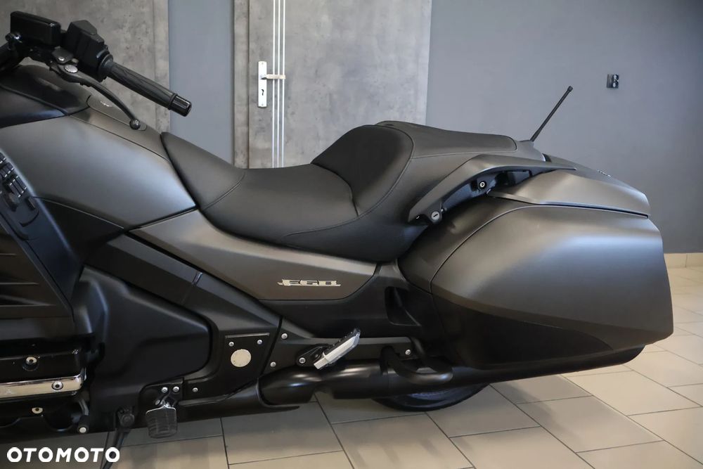 Honda GL - 17