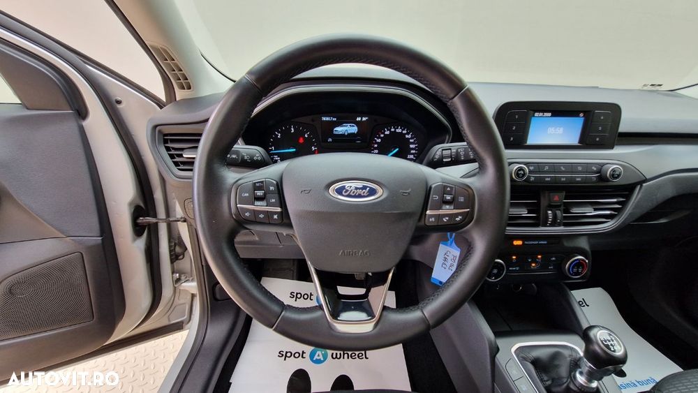 Ford Focus 1.5 EcoBlue Active Business - 15