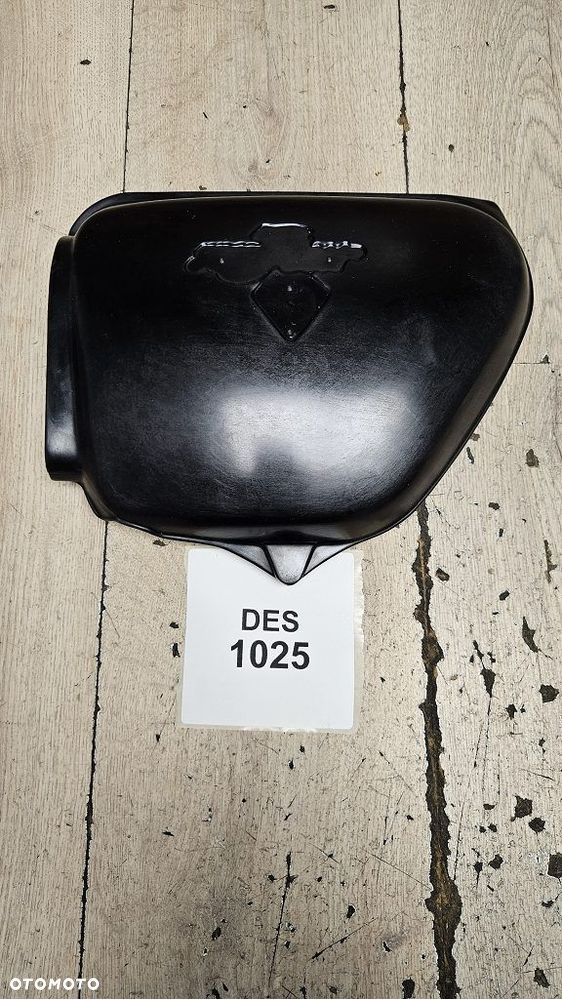 Boczek lewy pokrywa osłona Honda CB 750 Four - 1