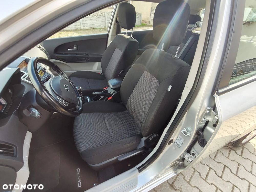 Kia Ceed 1.6 CVVT EX - 25