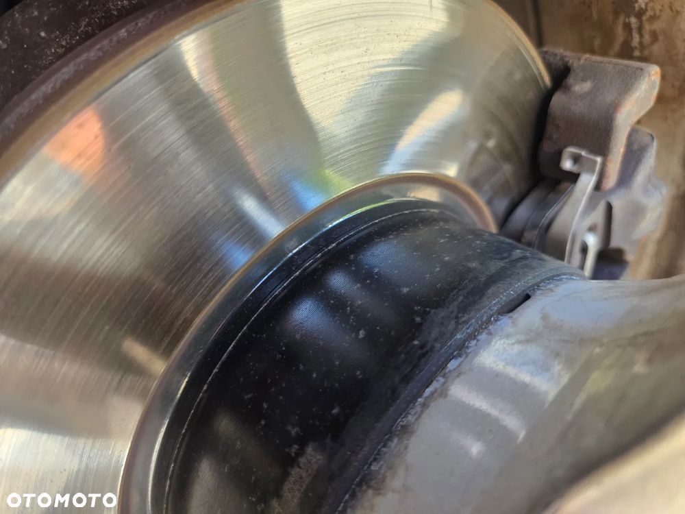 BMW Seria 3 318d DPF - 19