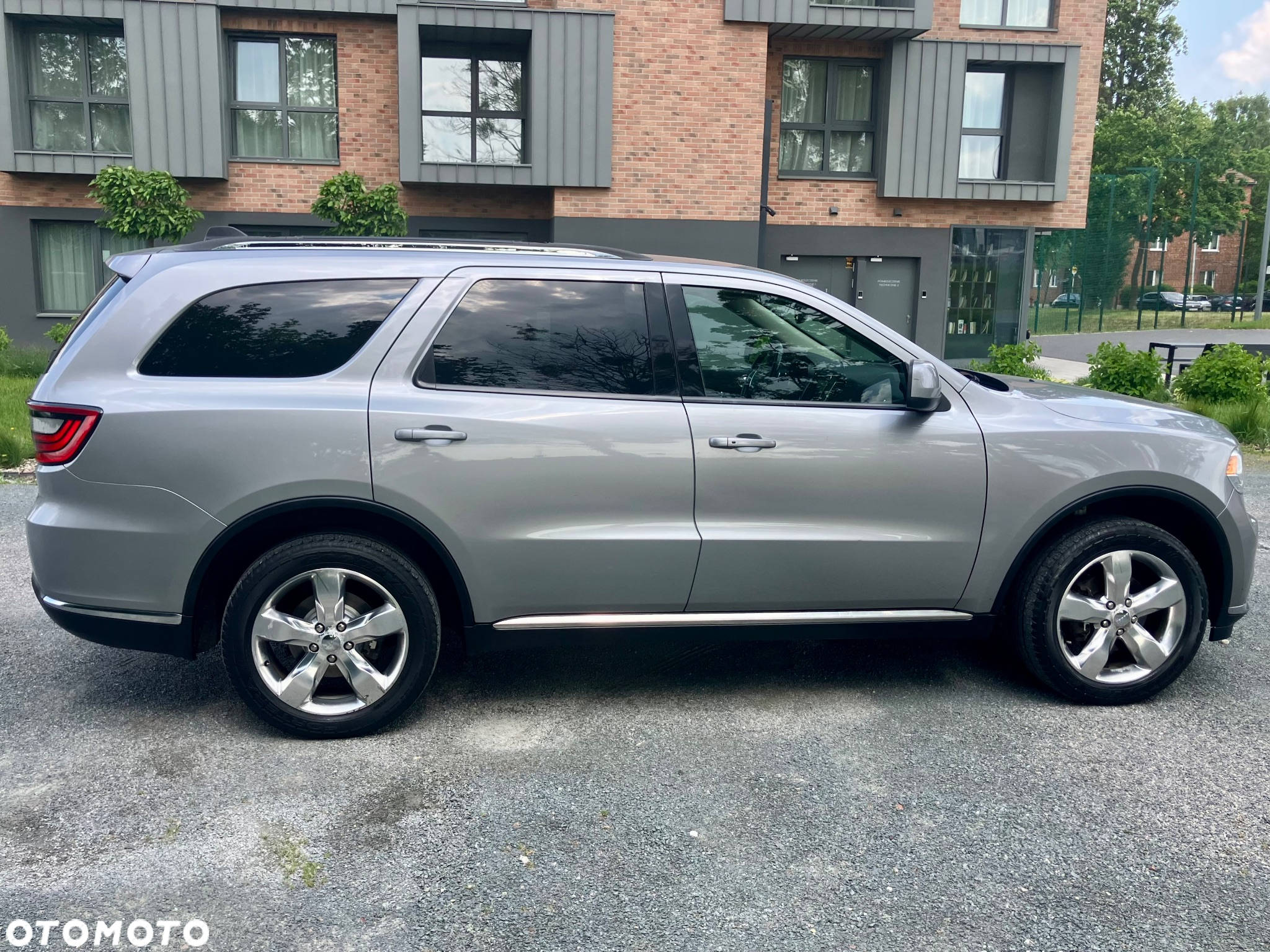 Dodge Durango - 12