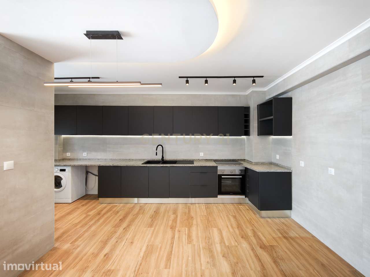 Exclusiva Moradia T5 em Oeiras – Elegância, Espaço e Luz - Grande imagem: 2/23