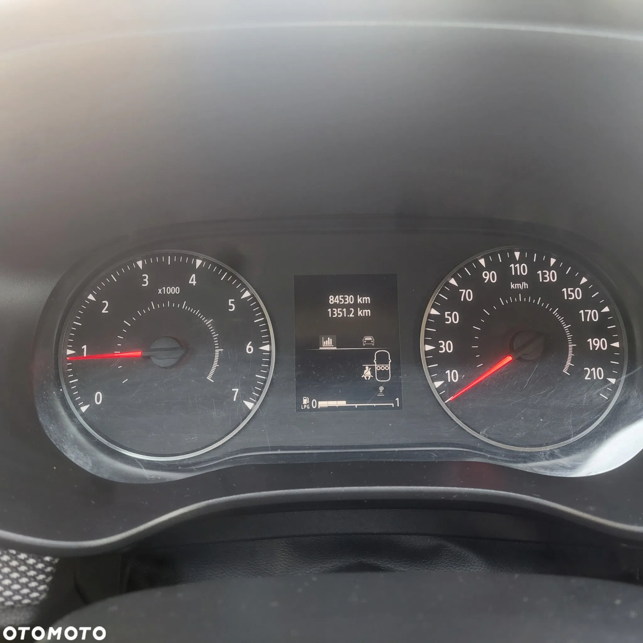 Dacia Jogger 1.0 TCe Comfort 7os - 25