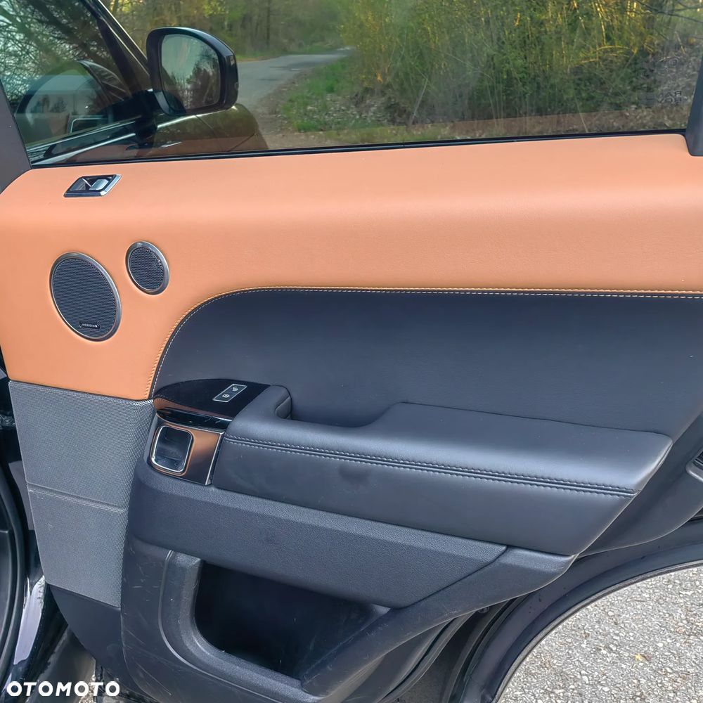 Land Rover Range Rover Sport D300 (SDV6) HSE Dynamic - 26