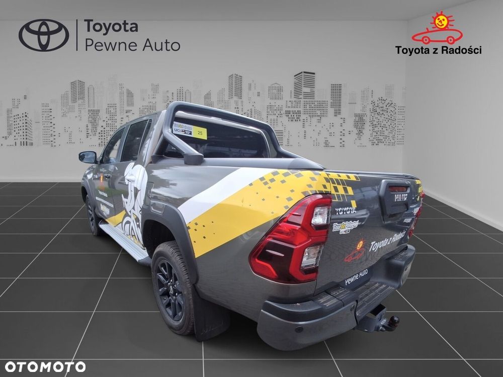 Toyota Hilux 2.8 D-4D mHEV Double Cab Invincible 4x4 - 7