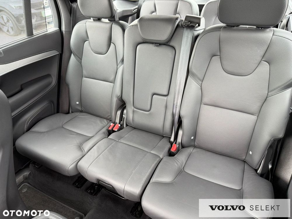 Volvo XC 90 - 16