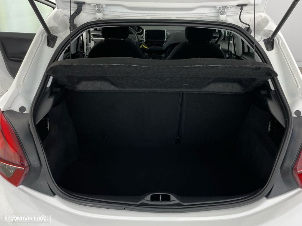 Peugeot 208 1.2 PureTech Style - 13