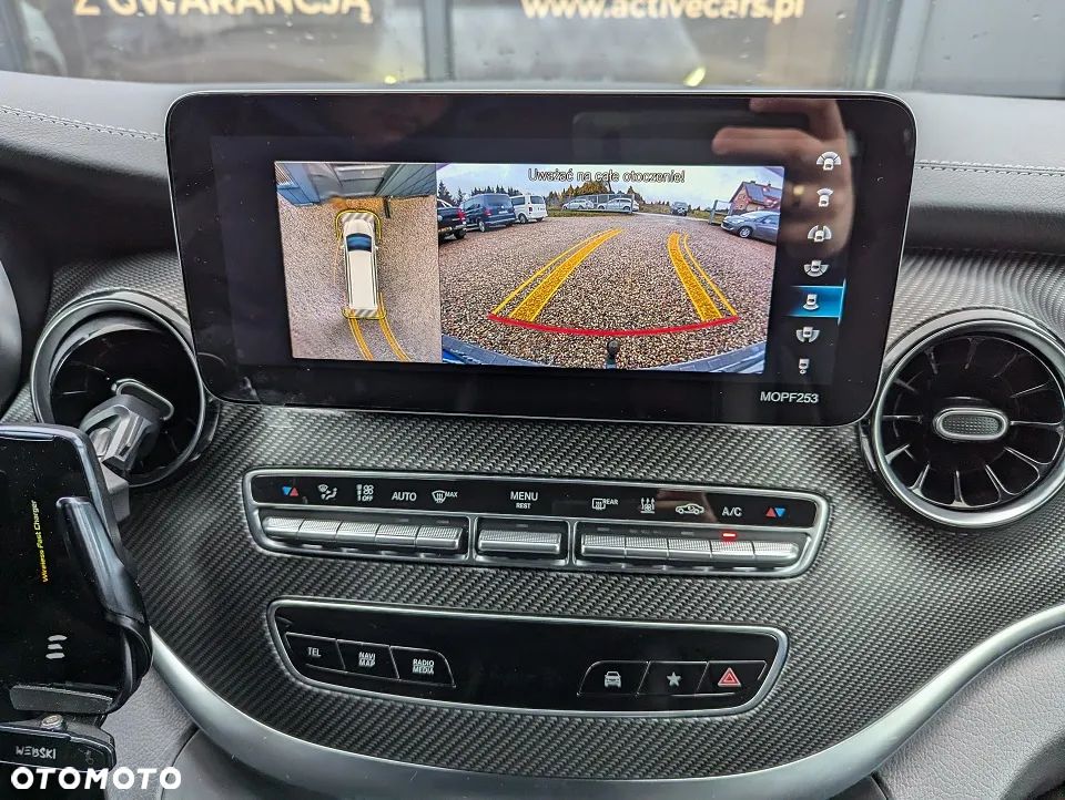 Mercedes-Benz Klasa V 300 d 4-Matic Exclusive 9G-Tronic (d³ugi) - 24