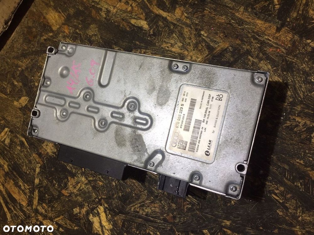 AUDI A4 B8 A5 8T WZMACNIACZ BANG OLUFSEN 8T0035223S - 6