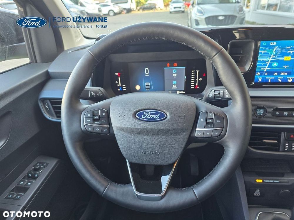 Ford Tourneo Courier - 11