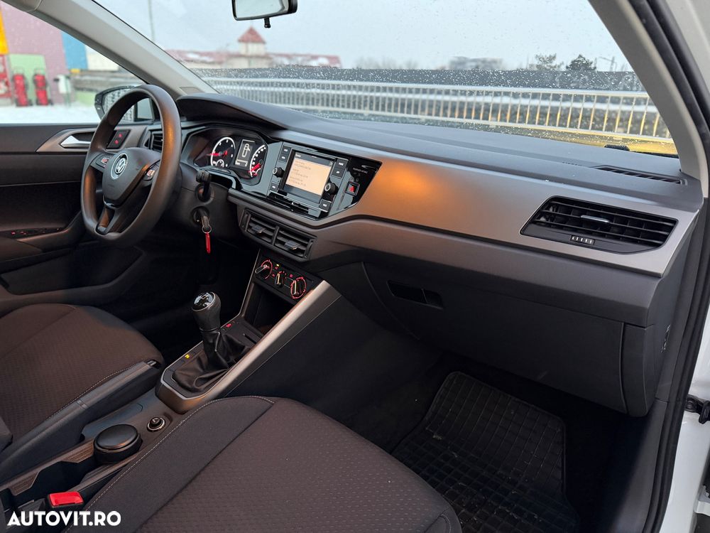 Volkswagen Polo 1.6 TDI Comfortline - 23