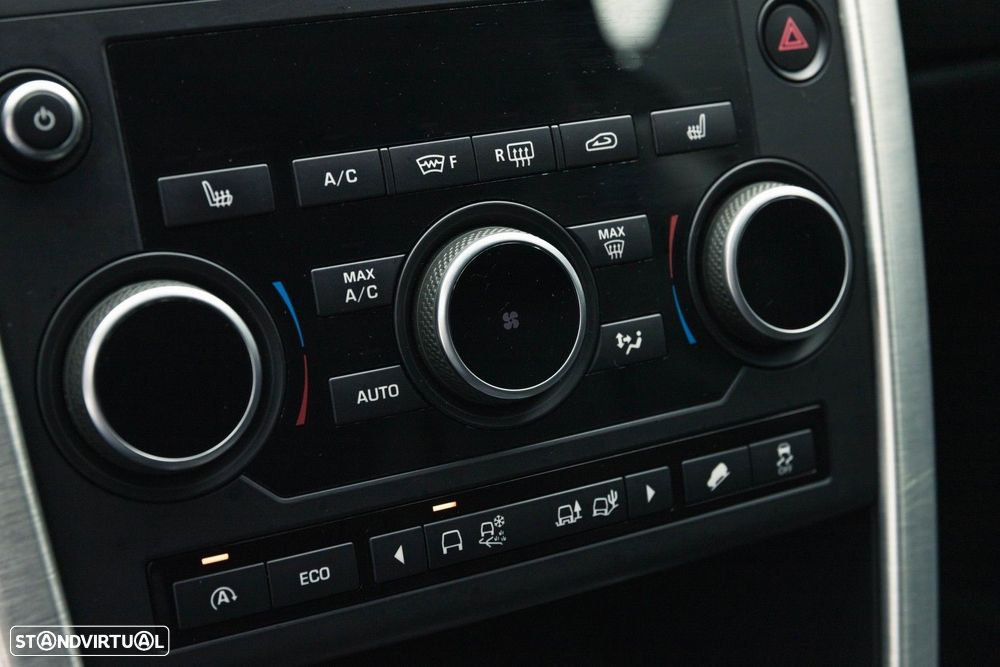 Land Rover Discovery Sport 2.0 TD4 SE Auto - 34