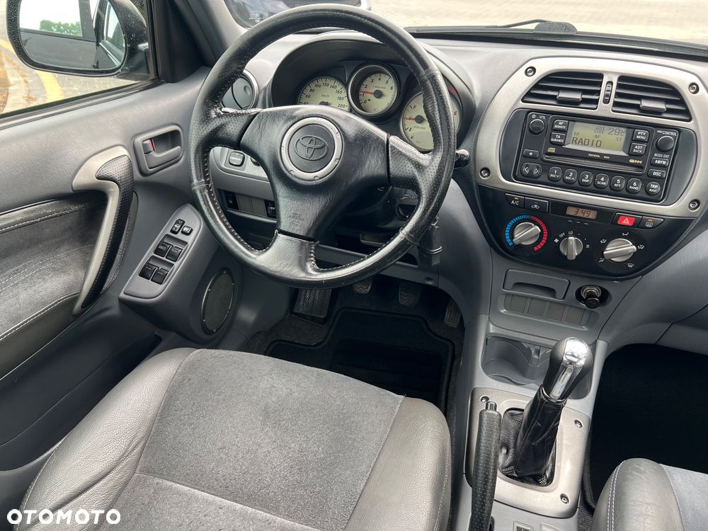 Toyota RAV4 2.0 VVT-i 4x4 - 20