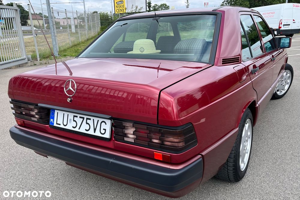 Mercedes-Benz W201 (190) - 20