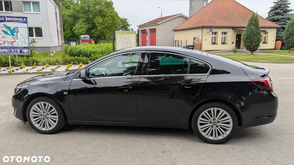 Opel Insignia 1.4 T Cosmo S&S - 8