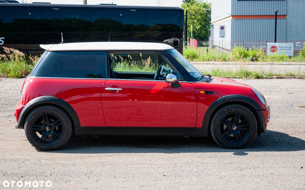MINI ONE Standard - 8