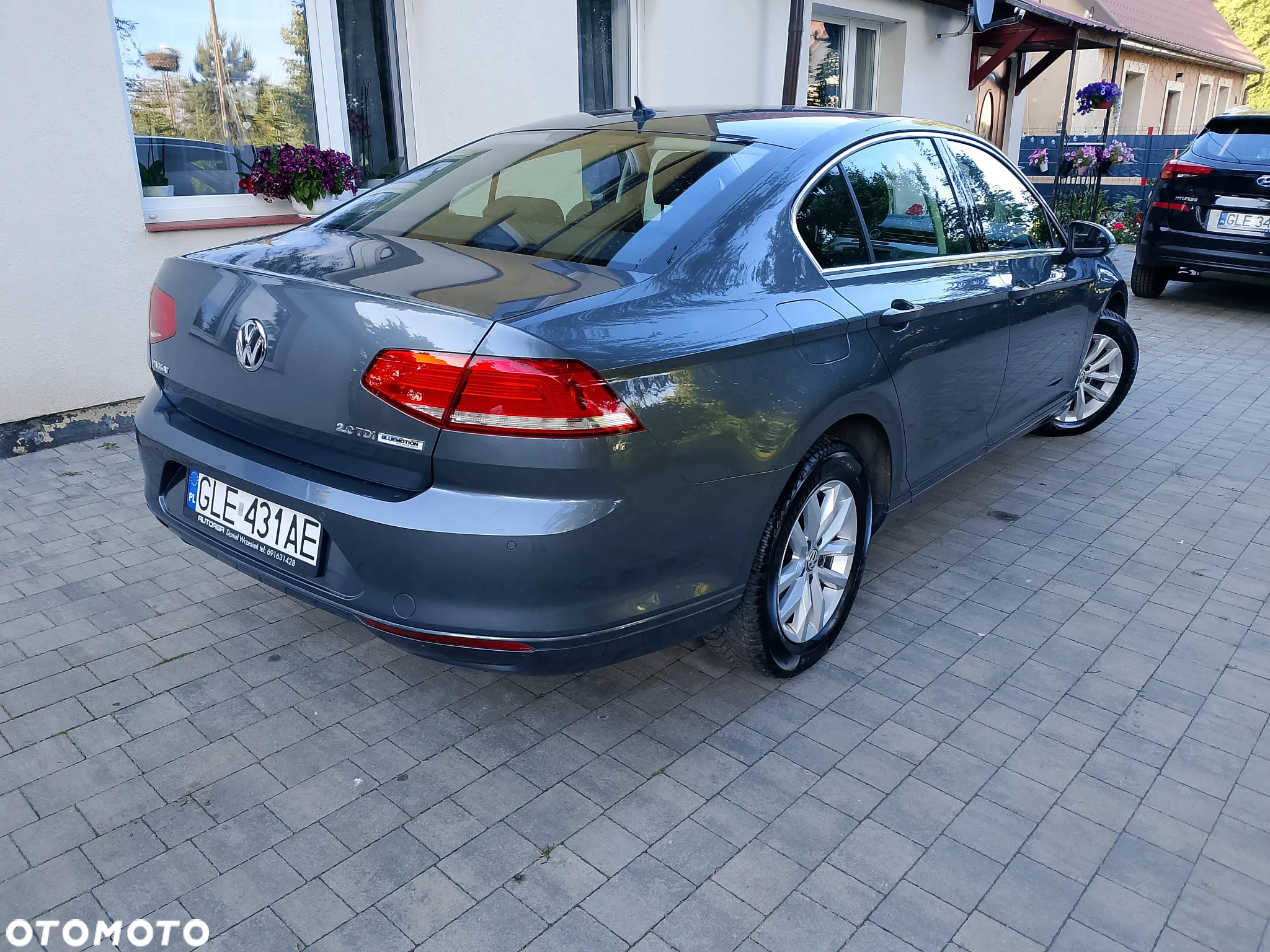 Volkswagen Passat 2.0 TDI BMT Comfortline DSG - 2