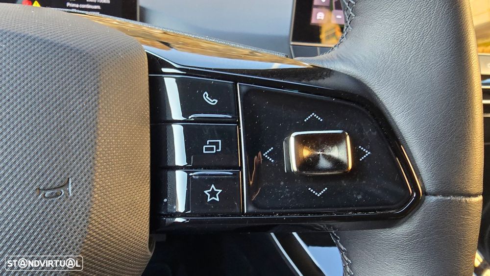 MG MG4 64 kWh Luxury - 16