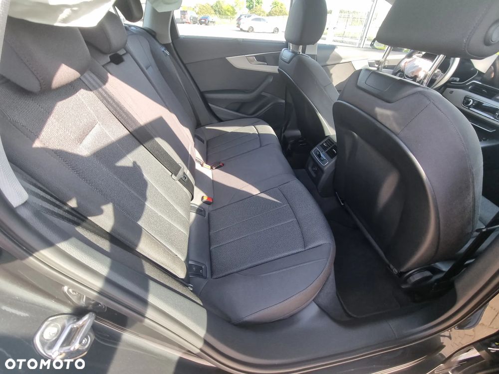 Audi A4 Avant 35 TDI S tronic - 8