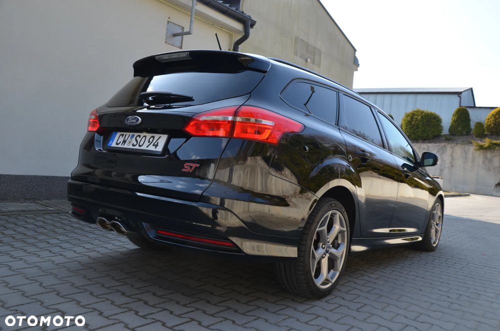 Ford Focus 2.0 TDCi ST mit Leder-Exclusiv-Paket - 8