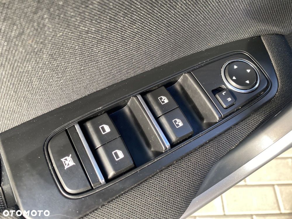 Kia XCeed - 17