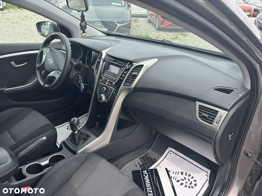 Hyundai i30 - 36