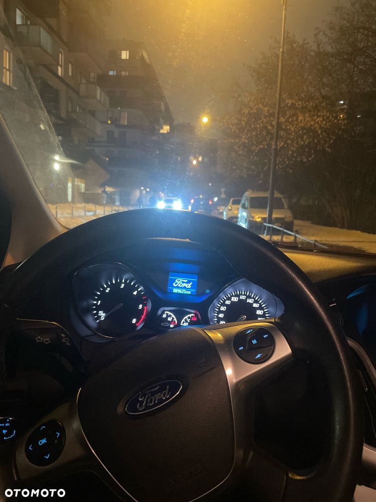 Ford Focus 1.6 TDCi Edition - 10