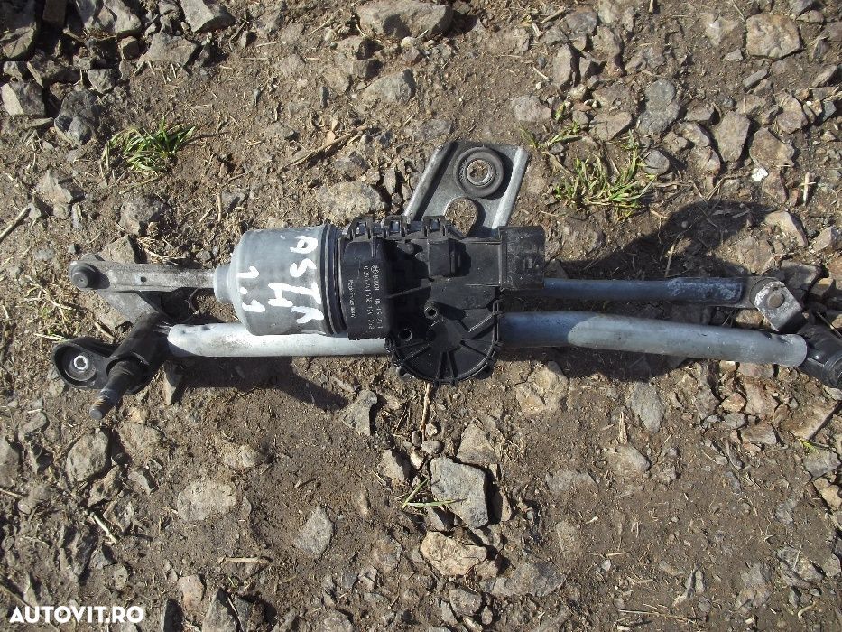 Motoras stergatoare Opel Astra H fata spate haion dezmembrez astra h - 2