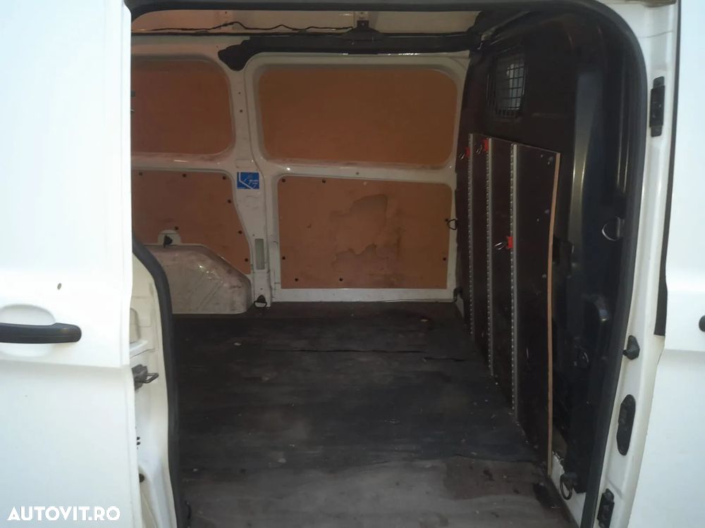 Ford Transit Custom - 24