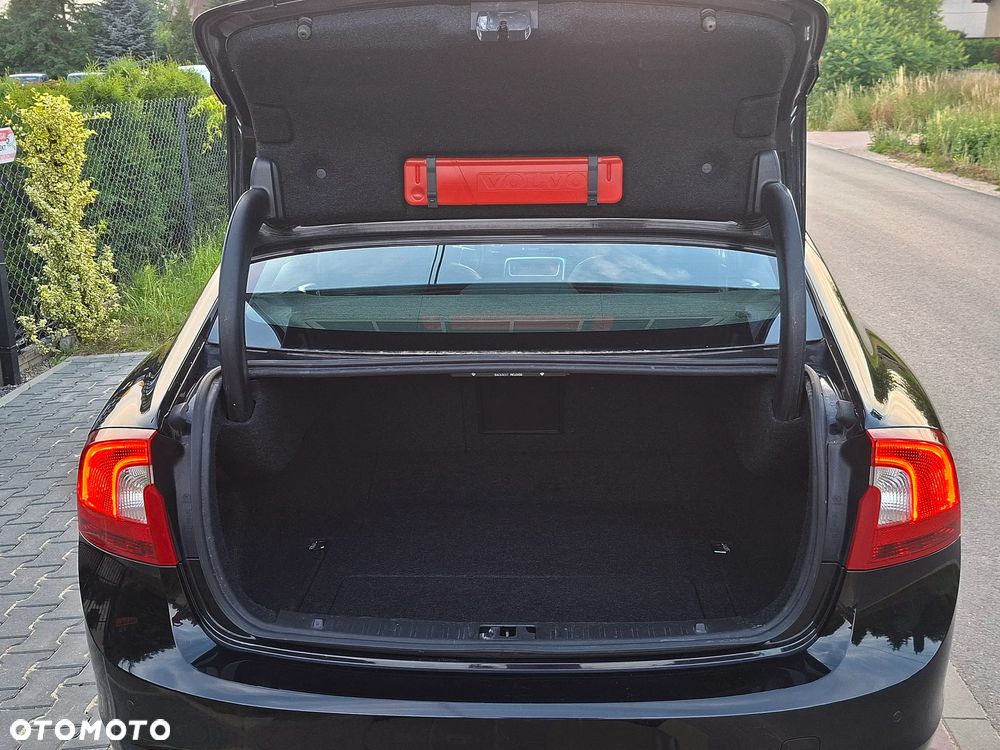 Volvo S60 D3 Momentum - 34