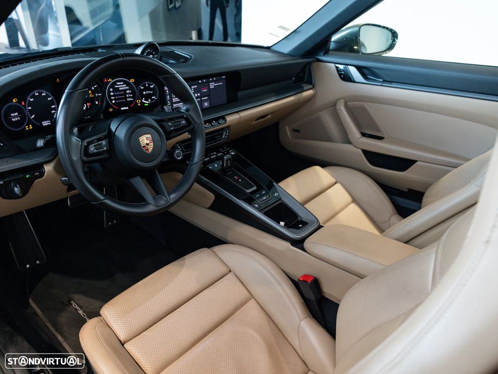 Porsche 911 (992) Carrera 4S PDK - 27