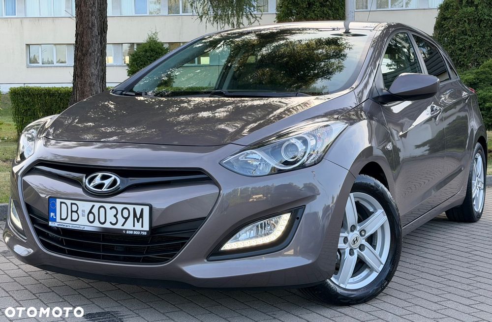 Hyundai i30 1.4 Fifa World Cup Edition - 13