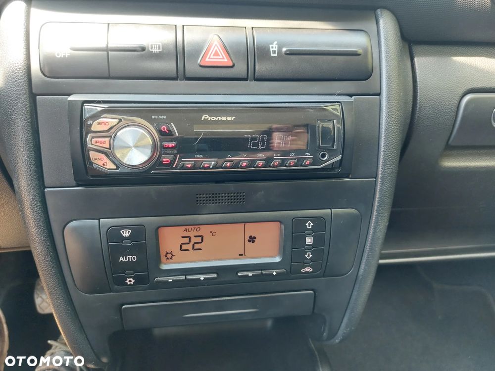 Seat Leon 1.6 Signo - 17