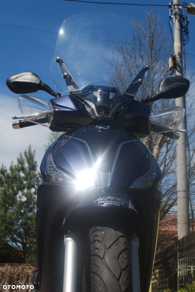 Kymco People - 11