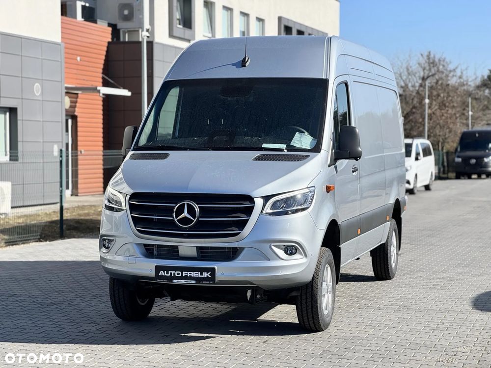Mercedes-Benz Sprinter - 4