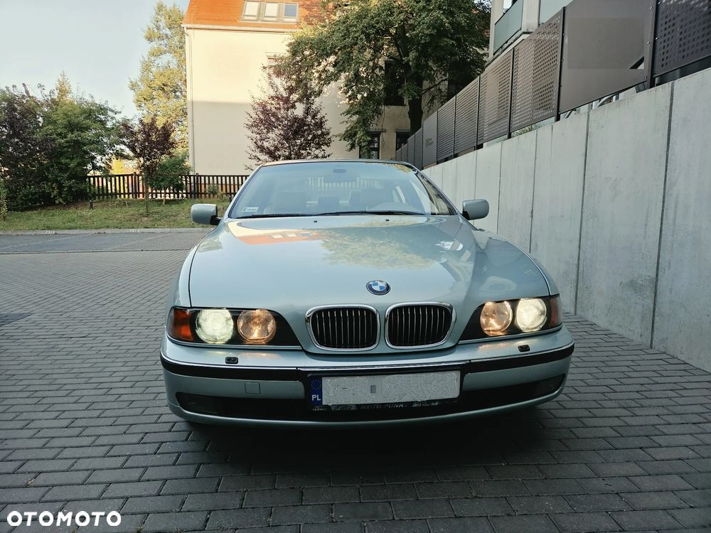 BMW Seria 5 - 21