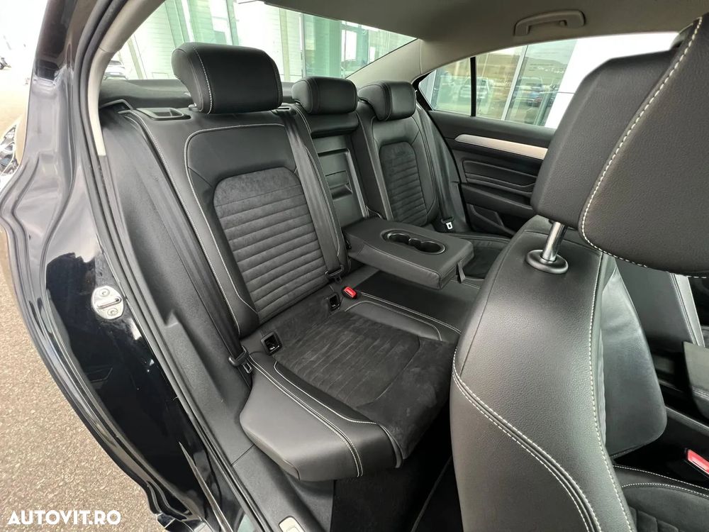 Volkswagen Passat 2.0 TDI DSG Highline - 14