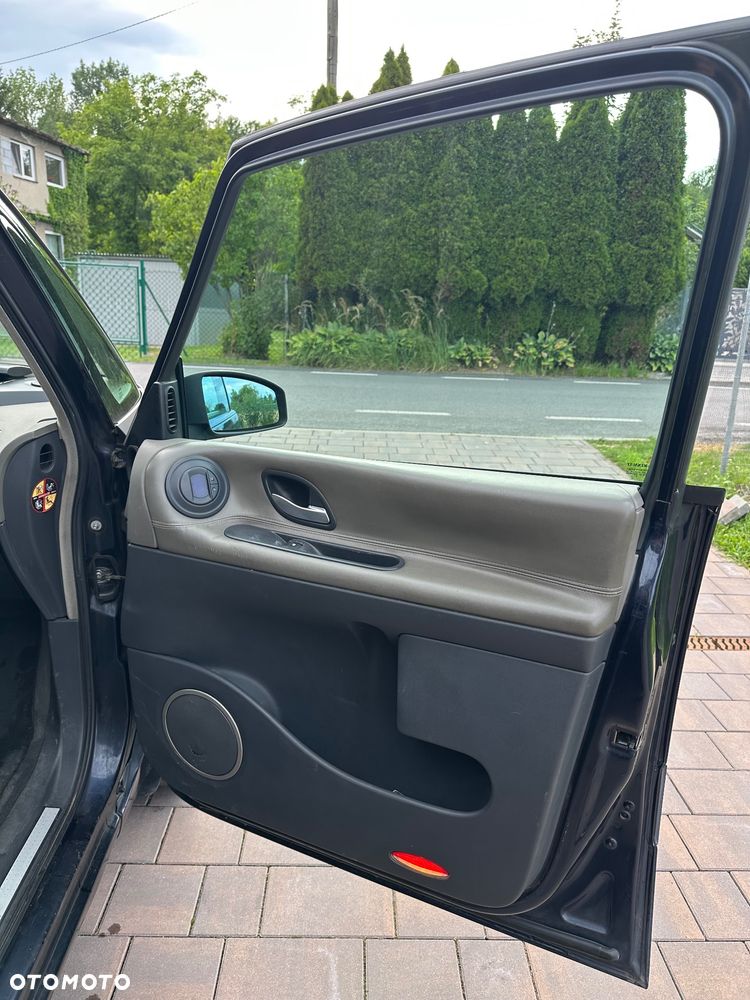 Renault Espace 2.2 dCi Initiale - 20